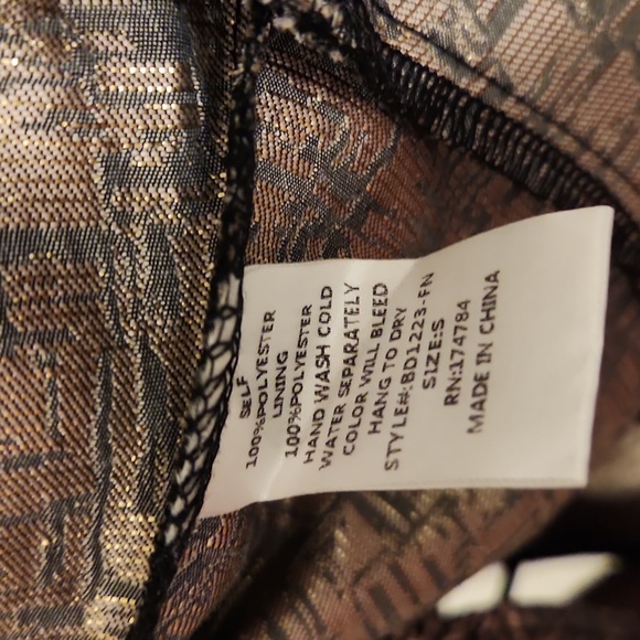 FASHION NOVA RUFFLE DEEP V-NECK RUFFLE MINI DRESS SIZE S - Picture 6 of 7